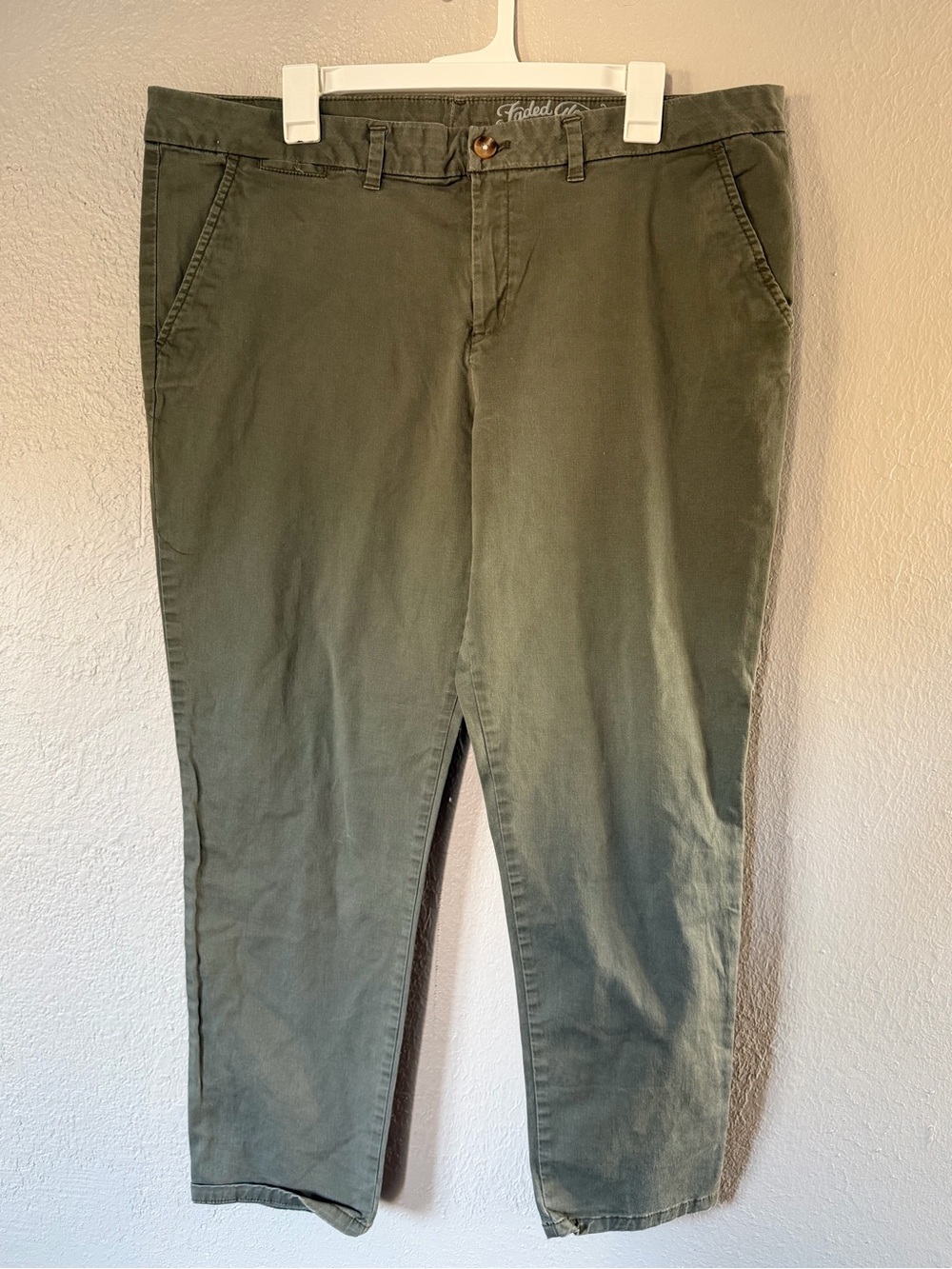 Woman’s Plus Size 16 Skinny Ankle Chino Pants in khaki Faded glory